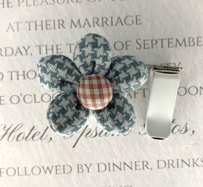 Cute Plush Flower Air Vent Clip 4 Pack | Handmade Car Accessory | Aromatherapy Essential Oil Diffuser | Car Decor | New Car Gift