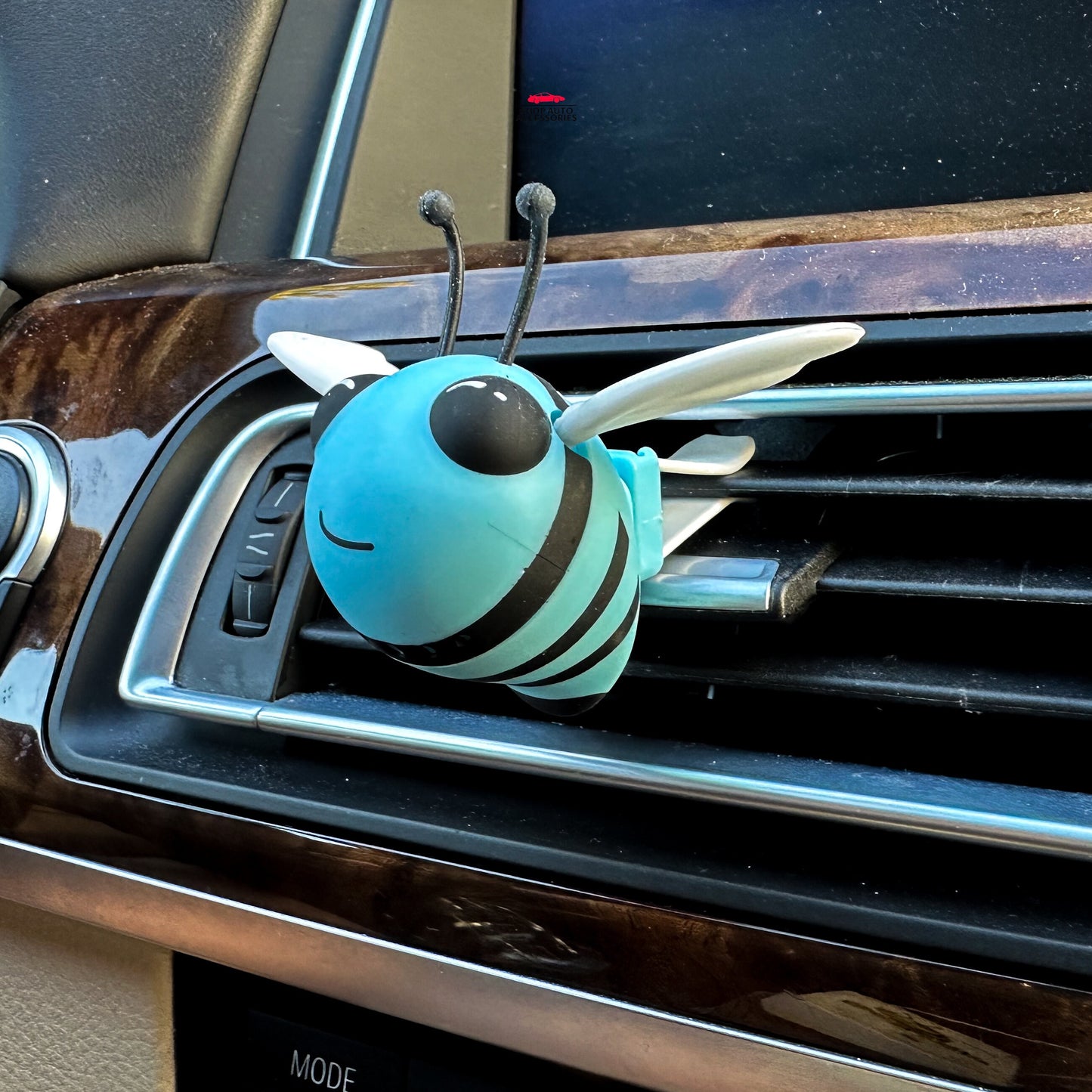 Cute Buzzing Flying Bumblebee Air Vent Clip | Bumblebee Insect Air Freshener Clip | Cute Car Accessories | New Car Gift