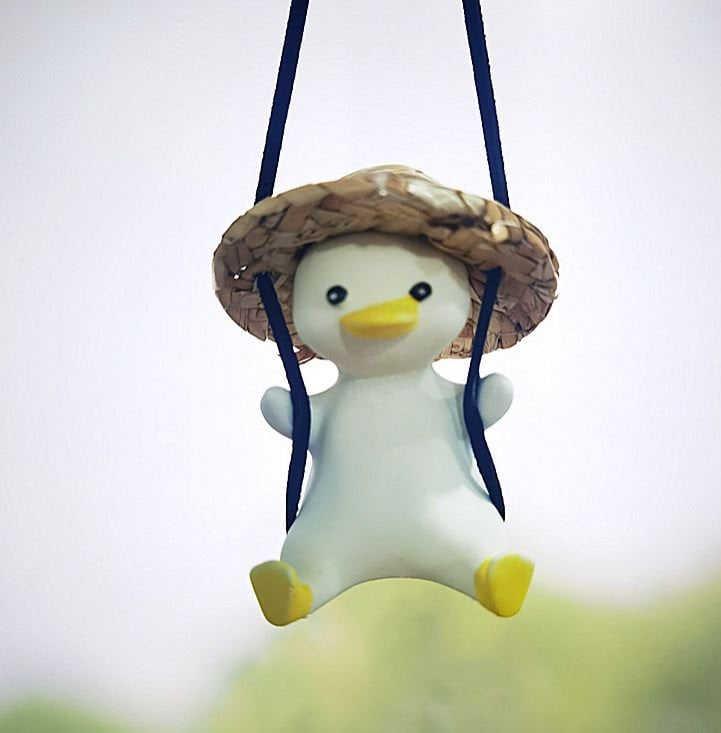 Cute Swinging Hat Duck Car Rear View Mirror Hanging Accessory | Little Duck Car Swing Ornament | Unique Car Accessory Gift | New Car Gift