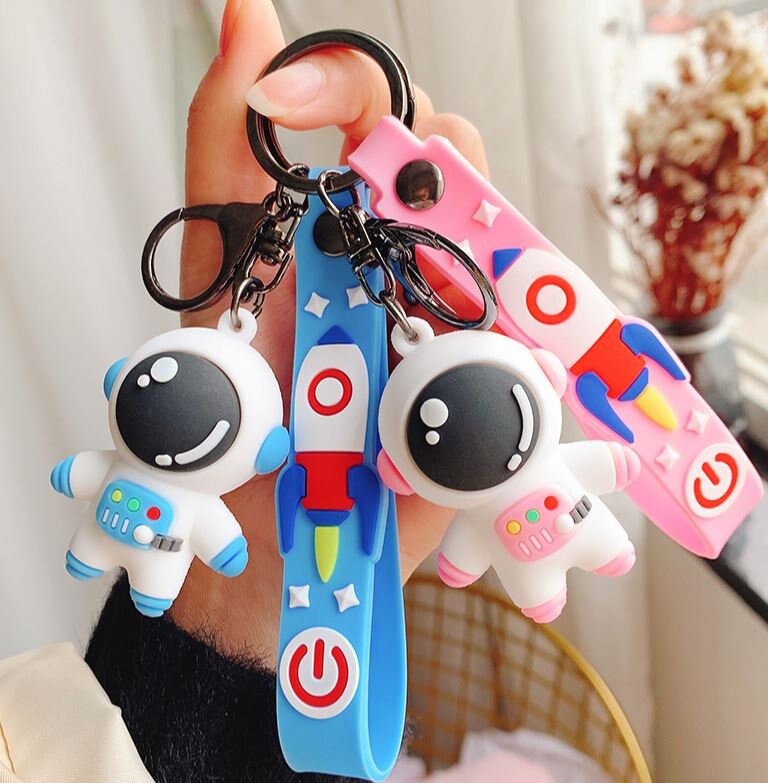 Cute Cartoon K-POP Astronaut Keychain Lanyard | KPOP Accessory | Unique Car Accessory Gift | Car Charm | New Car Gift