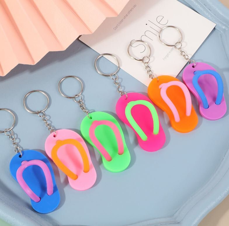 Cute Mini 3D Beach Flip Flop Sandals Keychain | Aesthetic Keychain Ring | Unique Car Accessory Gift for Her | Car Charm | New Car Gift