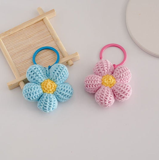 Set of 2 Cute Crochet Daisy Flower Keychain | Crochet Keyring Accessories for Women | Car Ornament | Flower Car Decor | New Car Gift